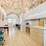 Awesome In Im Appartamento *